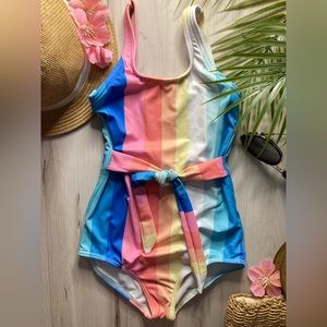 Billabong 🐠 Me n You Girls’ Striped Rainbow Tie Vacation One Piece 💕🏝️